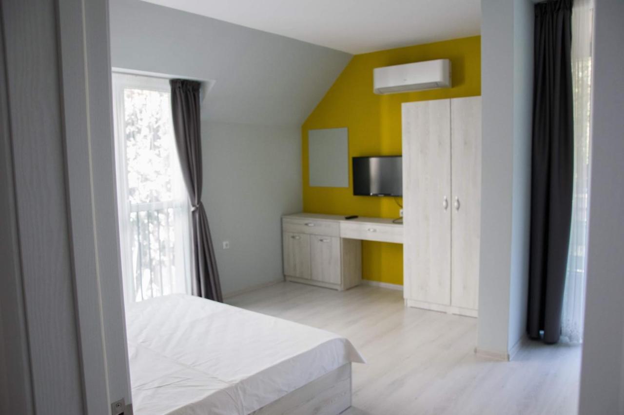 Apartments Siyana Varna Bagian luar foto
